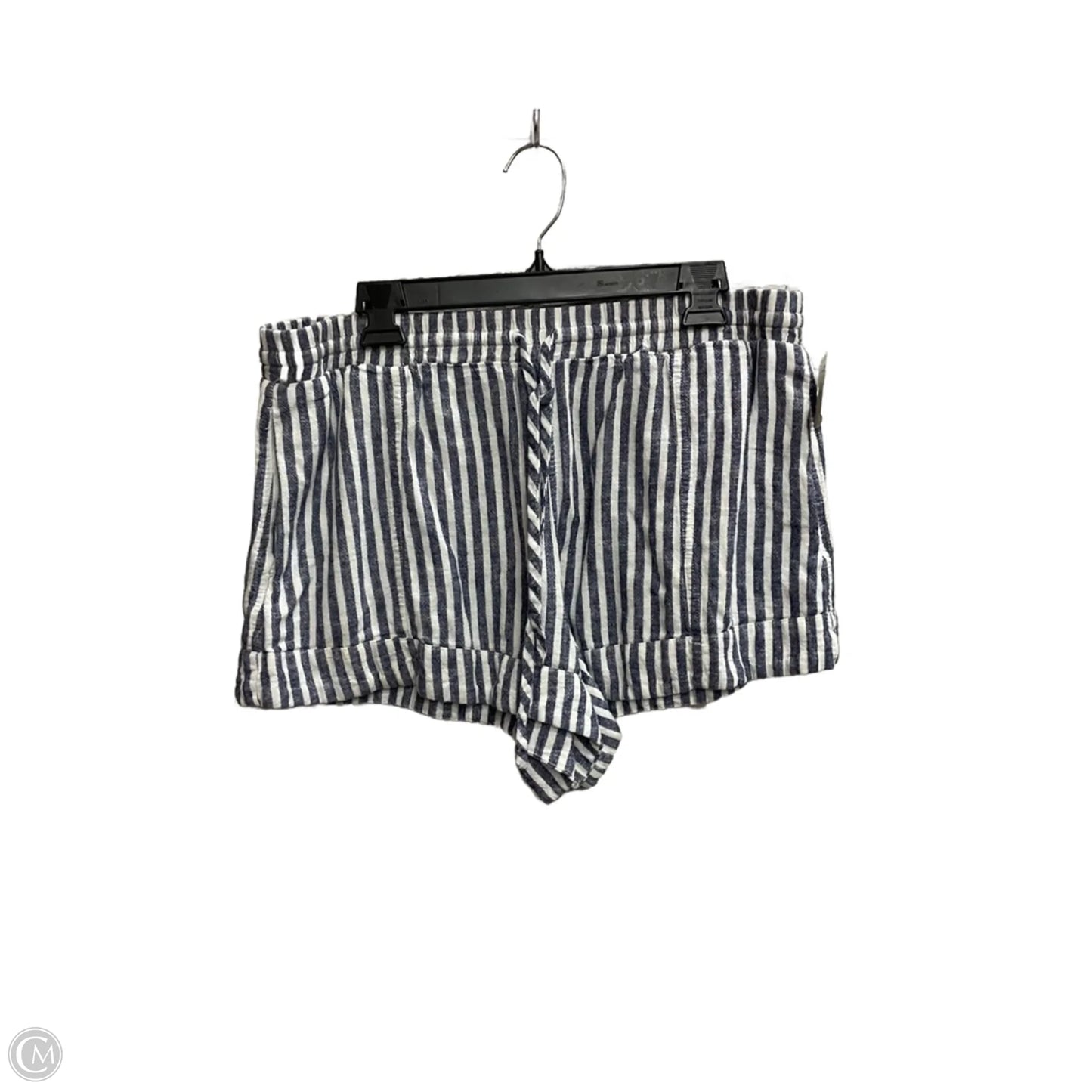 Shorts By Universal Thread In Striped Pattern, Size: 12