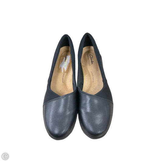 Shoes Flats By Clarks In Black, Size: 9.5