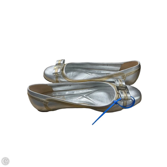 Shoes Luxury Designer By Ferragamo In Gold & Silver, Size: 10.5