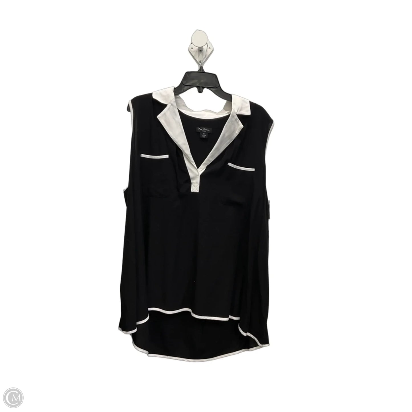 Top Sleeveless By Nue Options In Black & White, Size: 1x