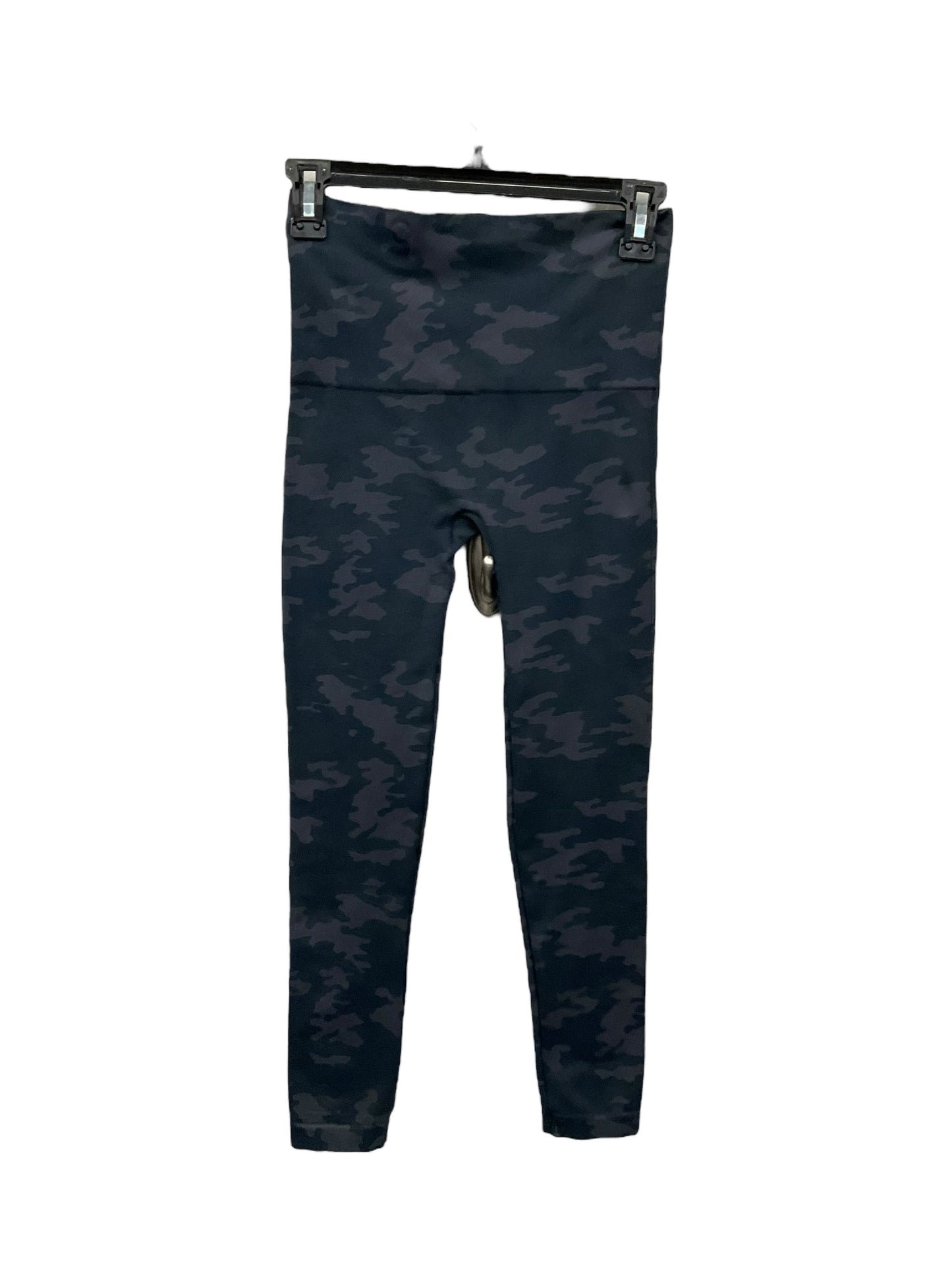 Athletic Leggings By Spanx In Camouflage Print, Size: M