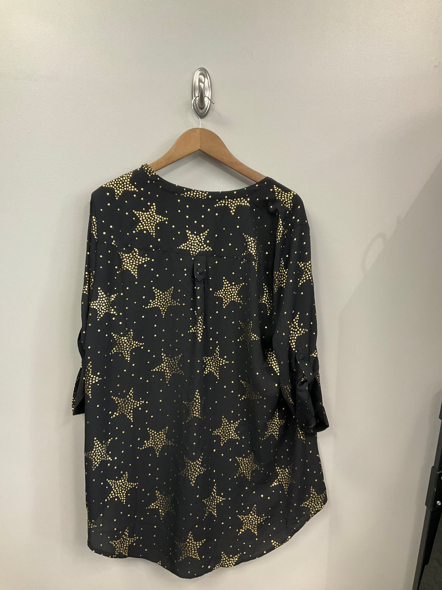 Black & Gold Top 3/4 Sleeve Torrid, Size 2x