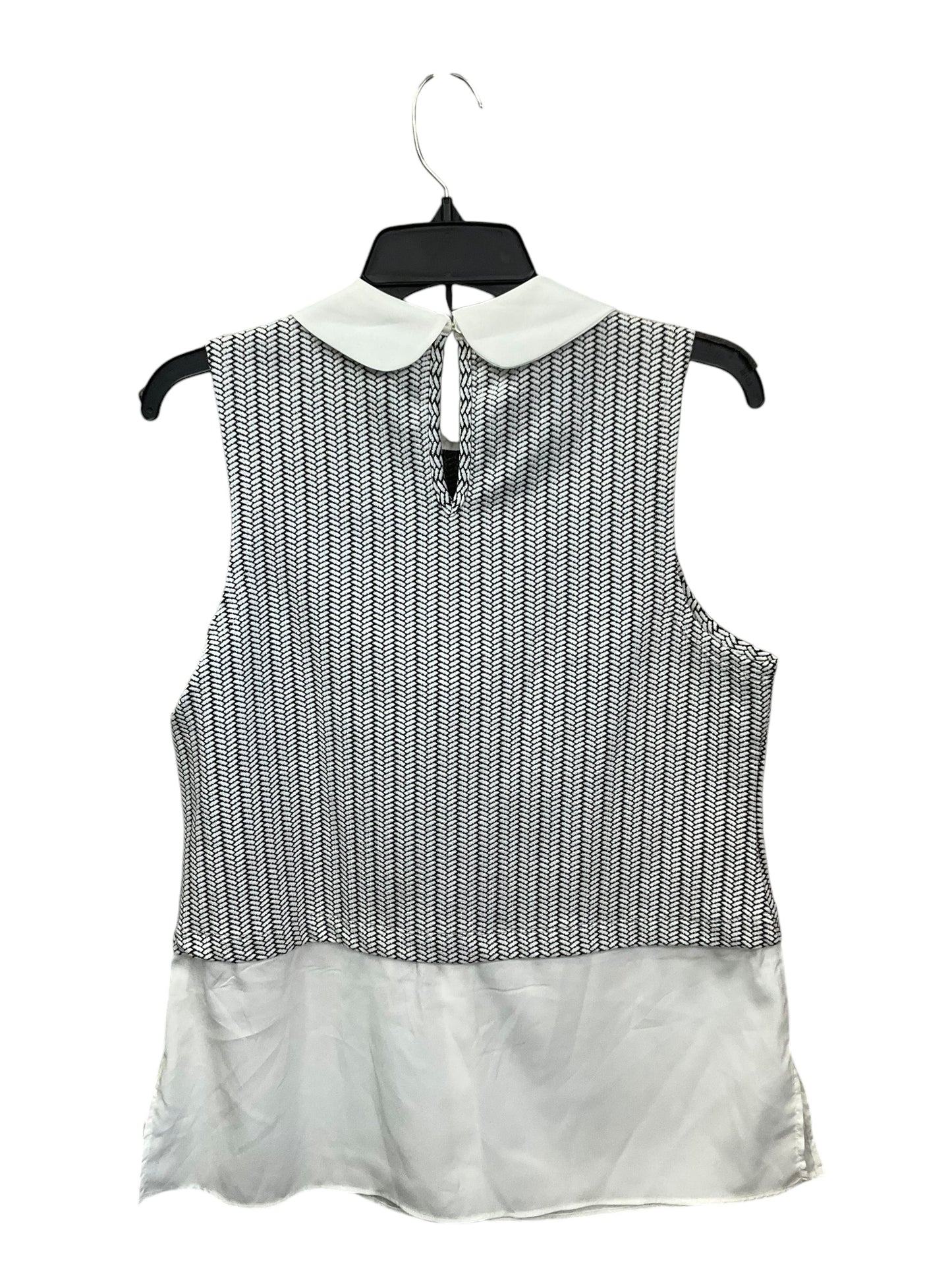 Top Sleeveless By Maison Jules In Black & White, Size: L