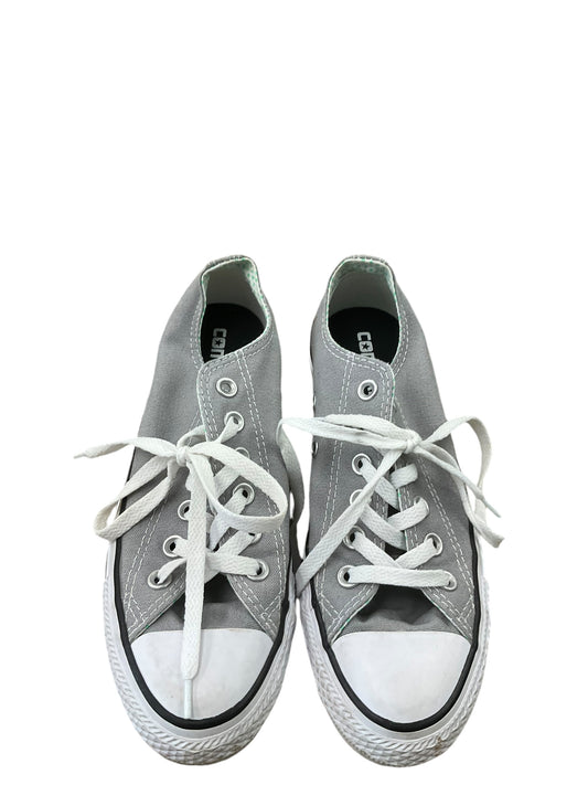 Shoes Sneakers By Converse In Grey & White, Size: 7