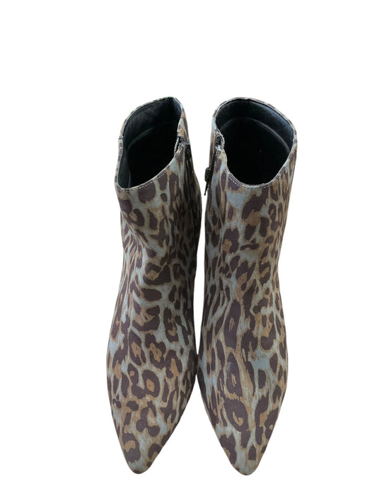 Boots Ankle Heels By Clothes Mentor In Animal Print, Size: 12