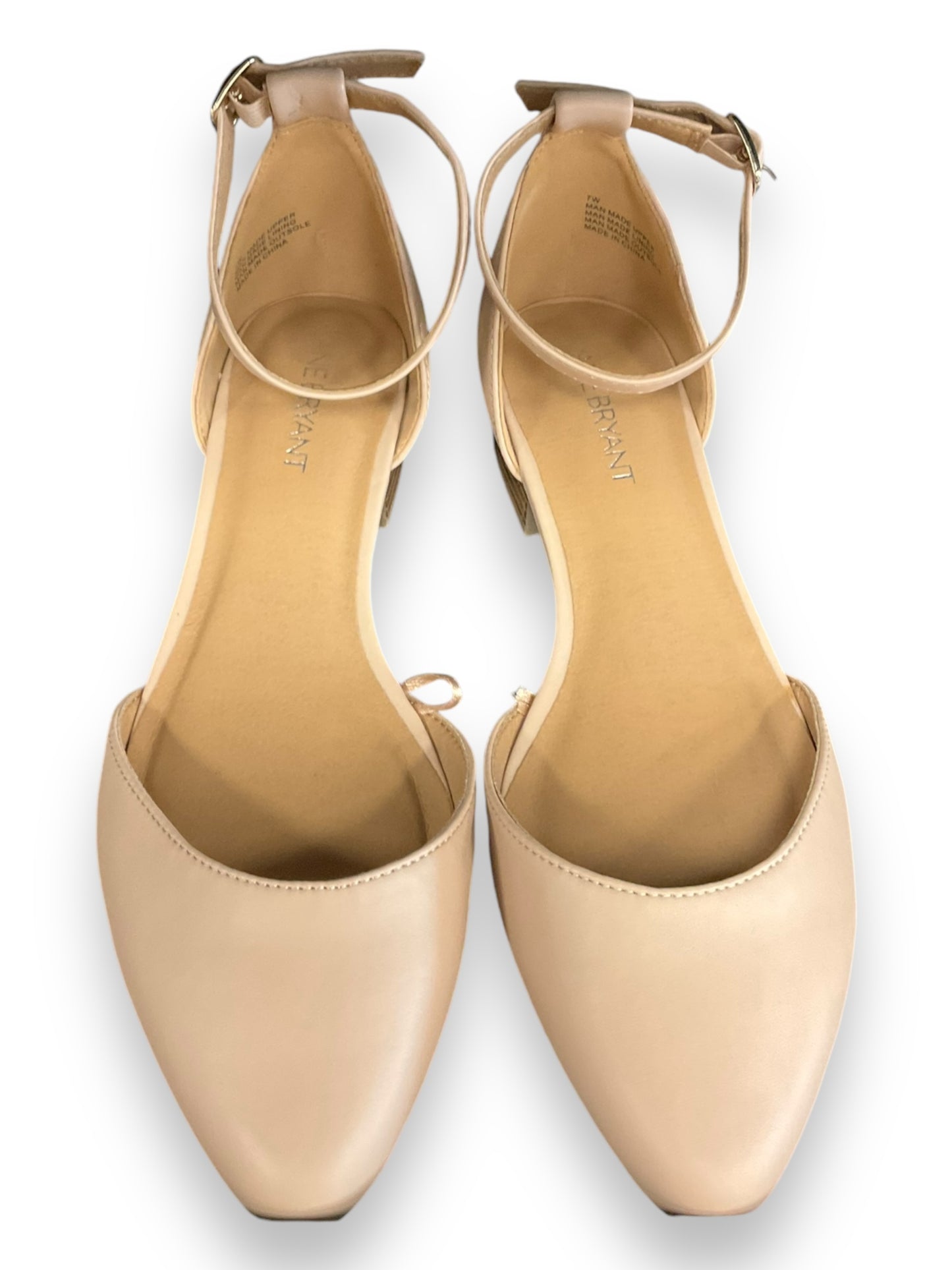 Shoes Flats By Lane Bryant In Tan, Size: 7