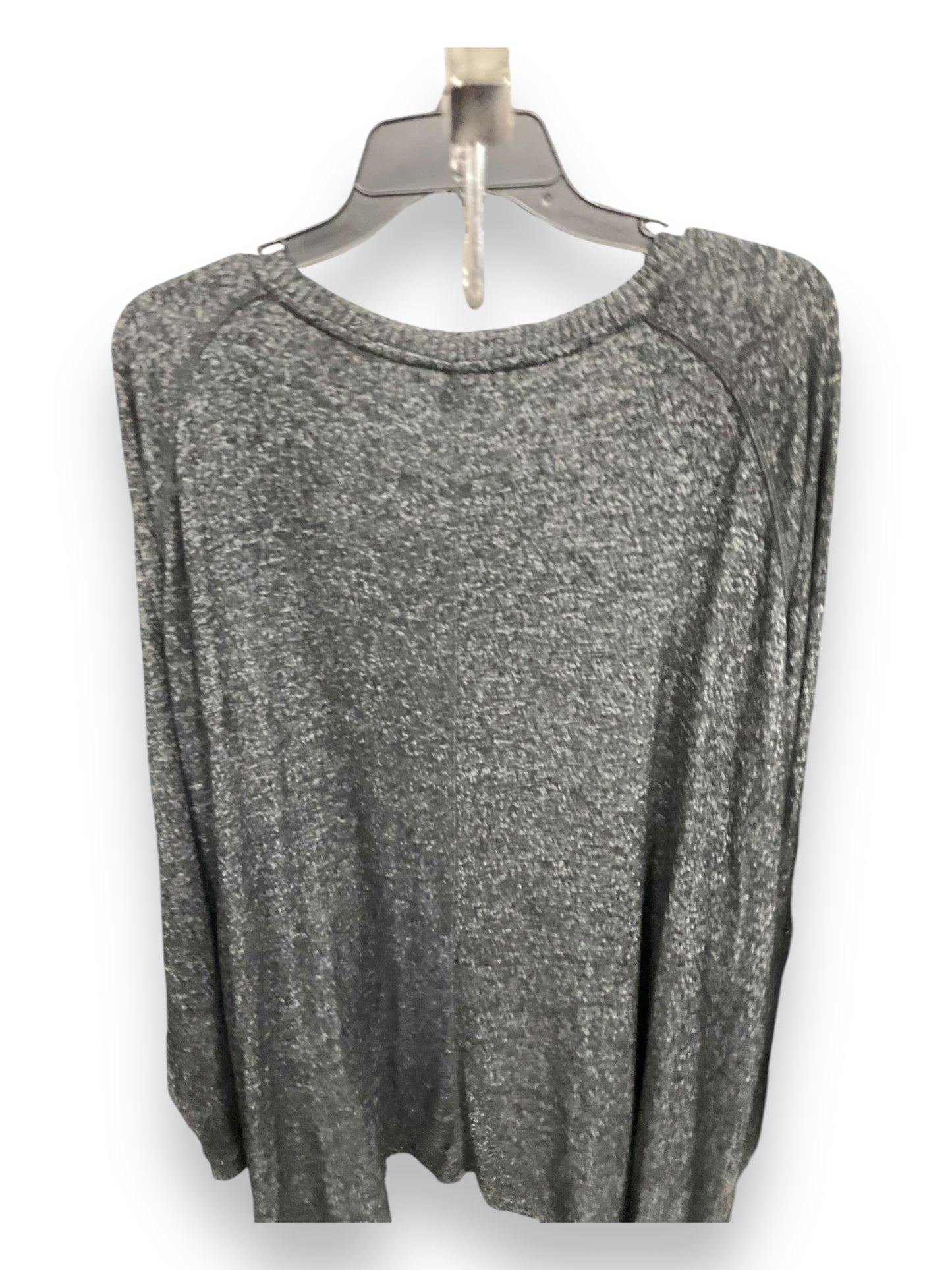 Top Long Sleeve By Maurices In Black & Grey, Size: 4x