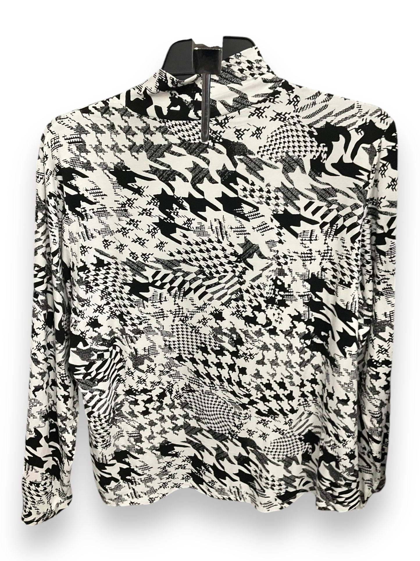 Top Long Sleeve By Tribal In Black & White, Size: M