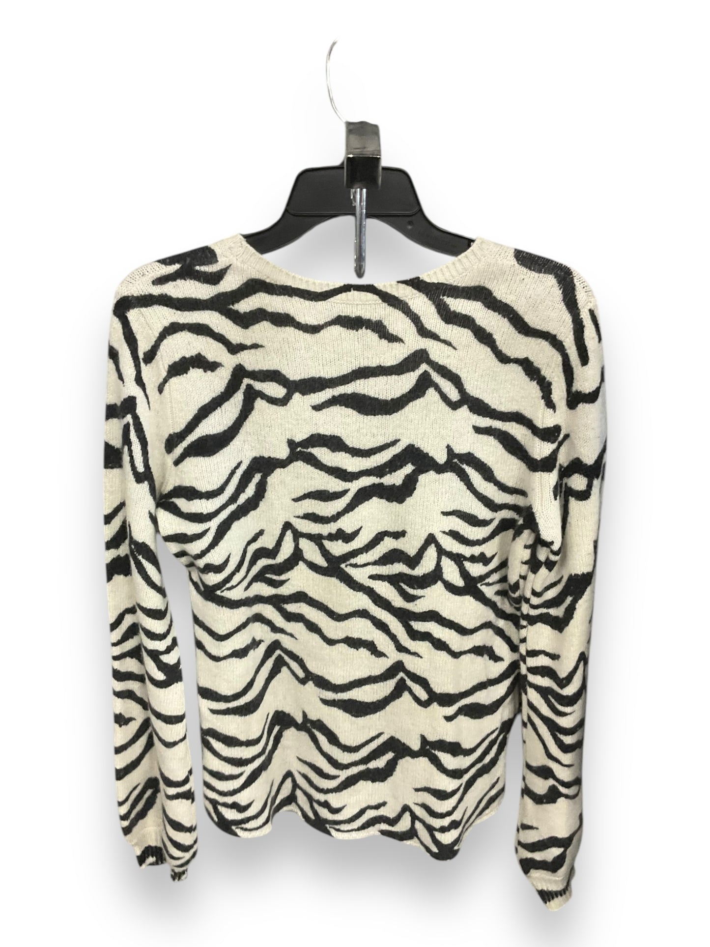 Sweater By Clothes Mentor In Black & Cream, Size: L