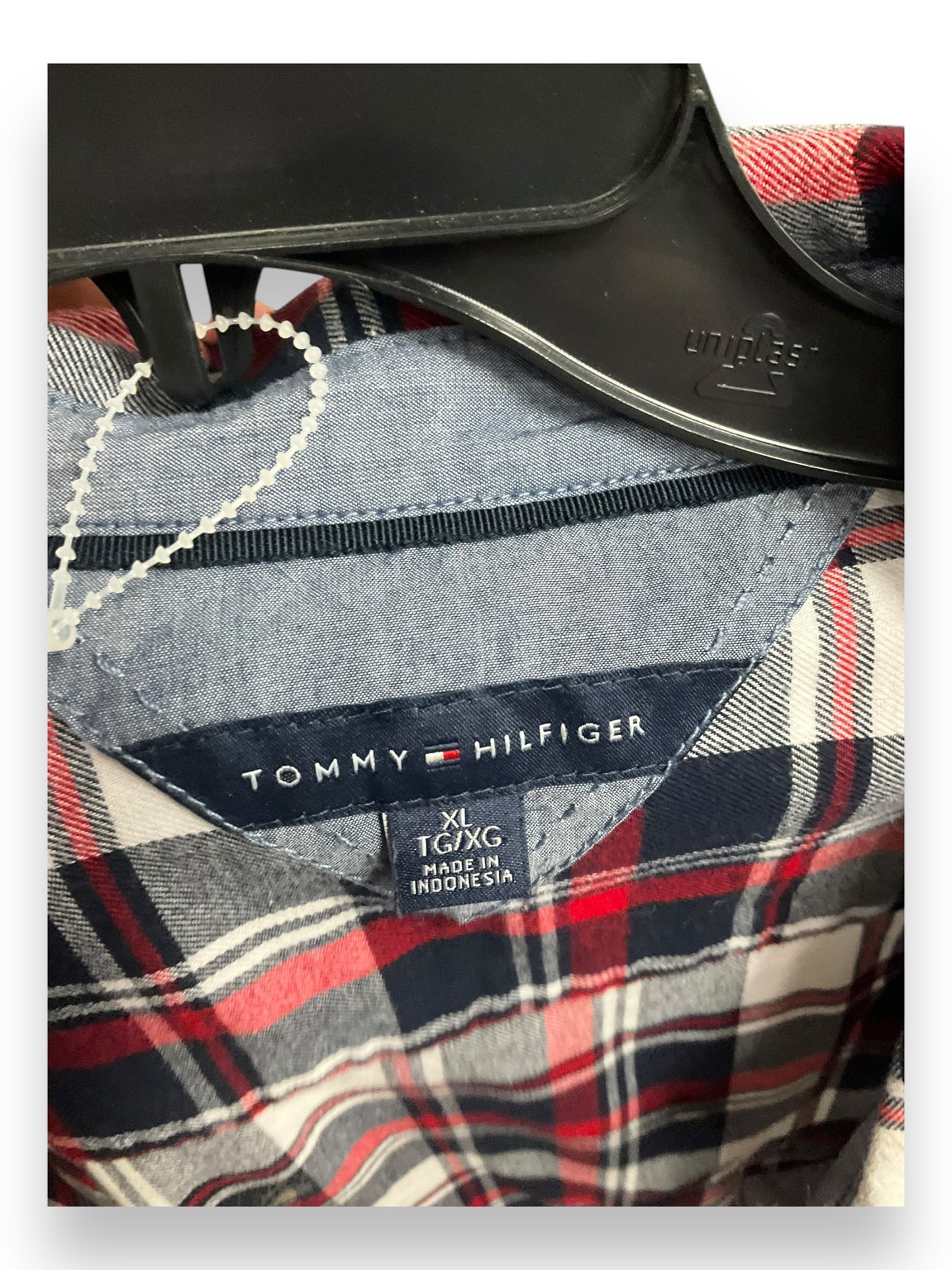 Top Long Sleeve By Tommy Hilfiger In Plaid Pattern, Size: Xl