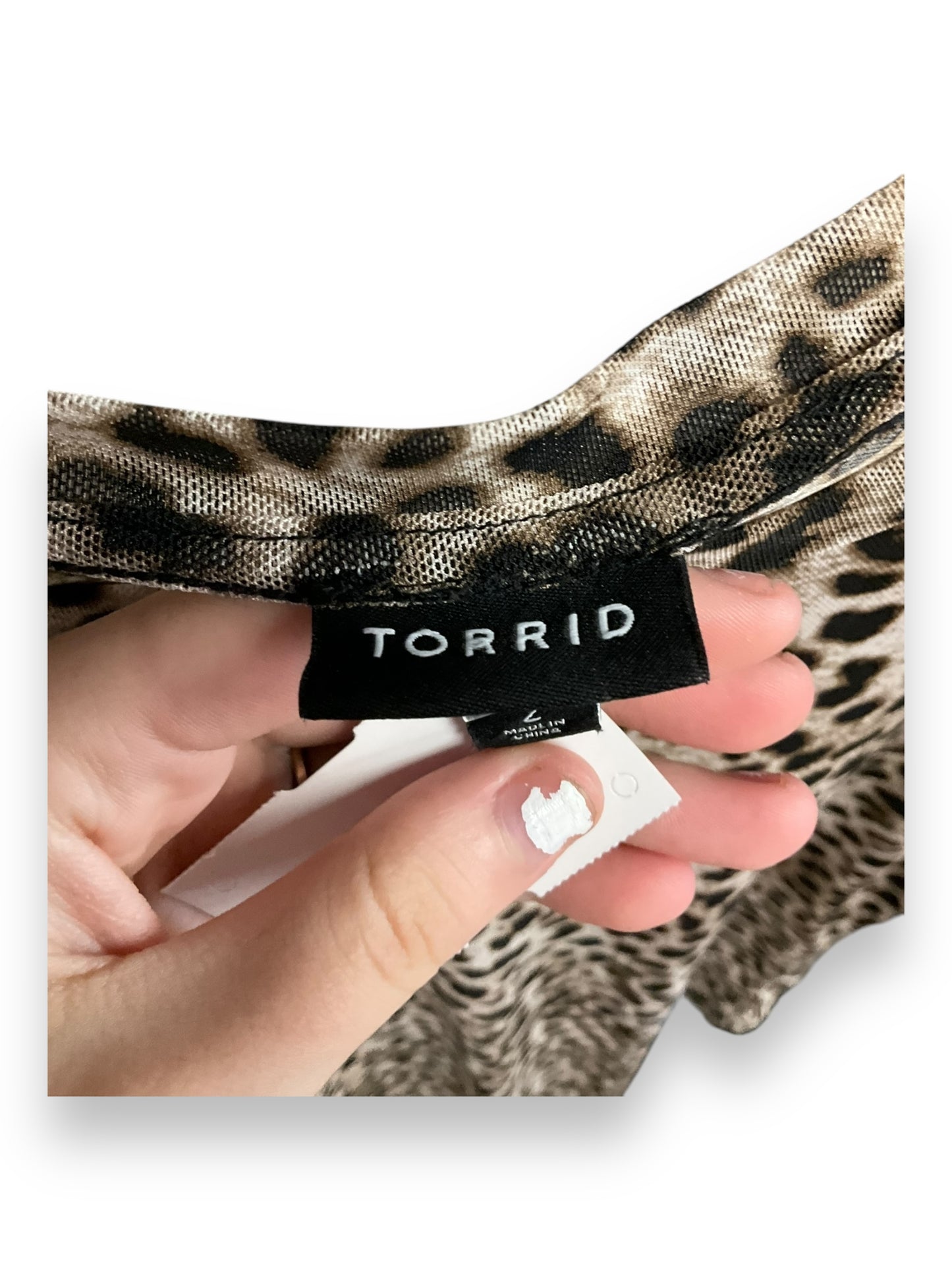 Top Short Sleeve By Torrid In Leopard Print, Size: 2x