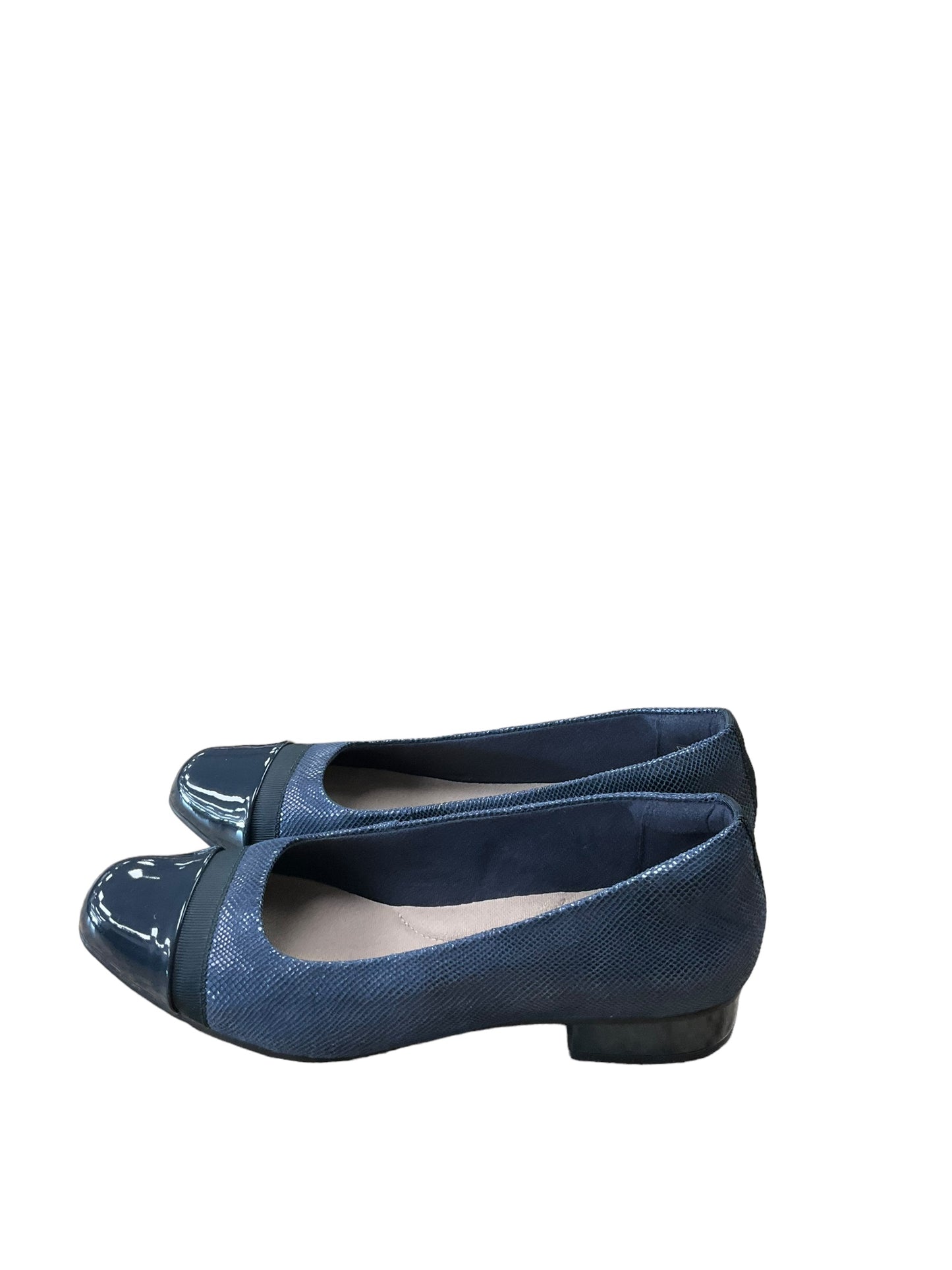 Shoes Flats By Clarks In Blue, Size: 8