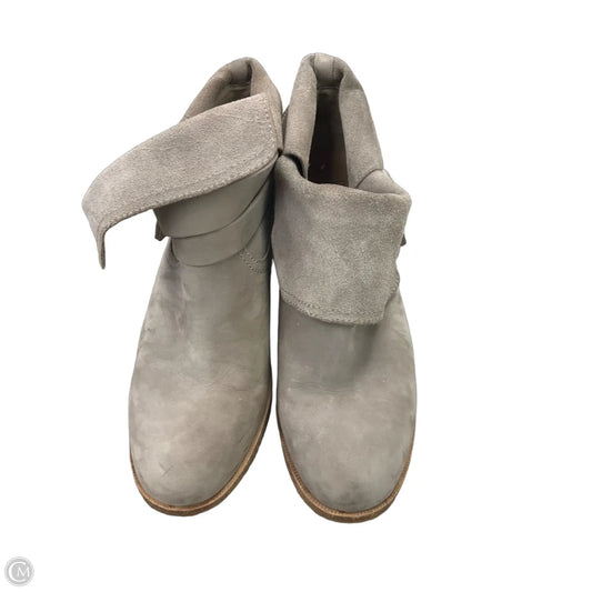 Boots Designer By Ugg In Tan, Size: 10