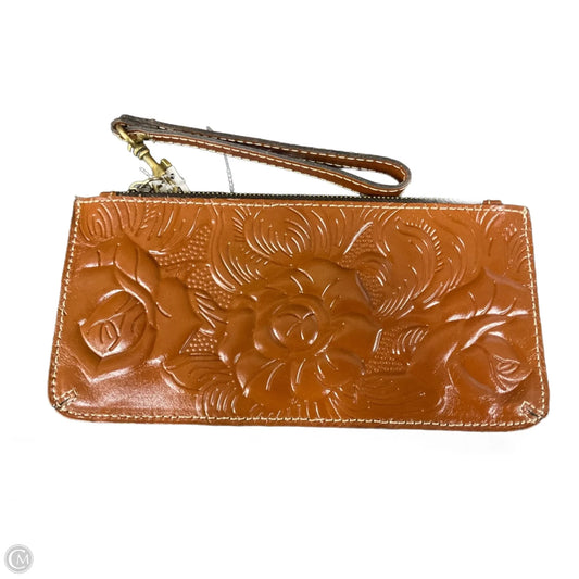 Wristlet Designer By Patricia Nash, Size: Medium