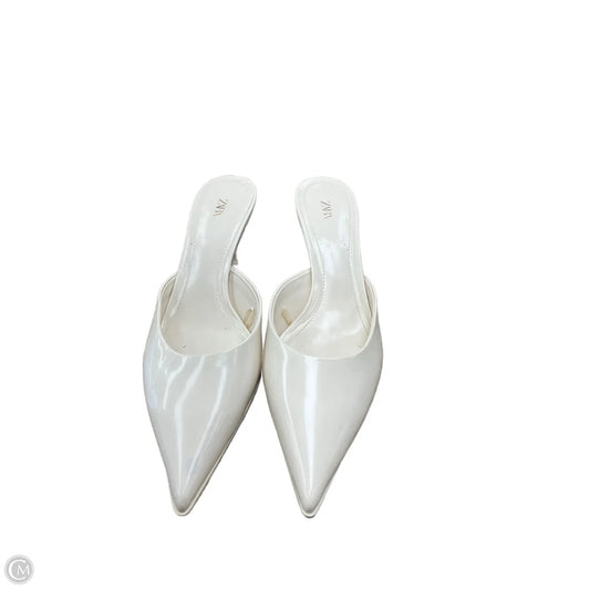 Shoes Heels Kitten By Zara In Ivory, Size: 9