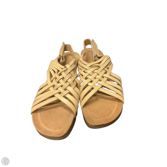 Sandals Flats By Easy Spirit In Tan, Size: 10