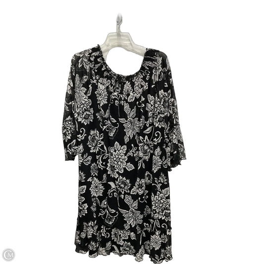 Dress Casual Maxi By Clothes Mentor In Black & White, Size: 1x