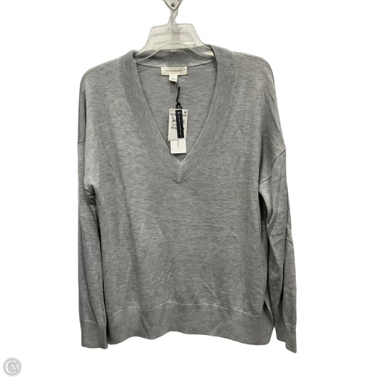 Top Long Sleeve By Treasure And Bond In Grey, Size: M