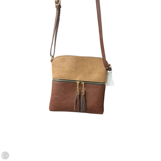 Crossbody By Clothes Mentor, Size: Medium