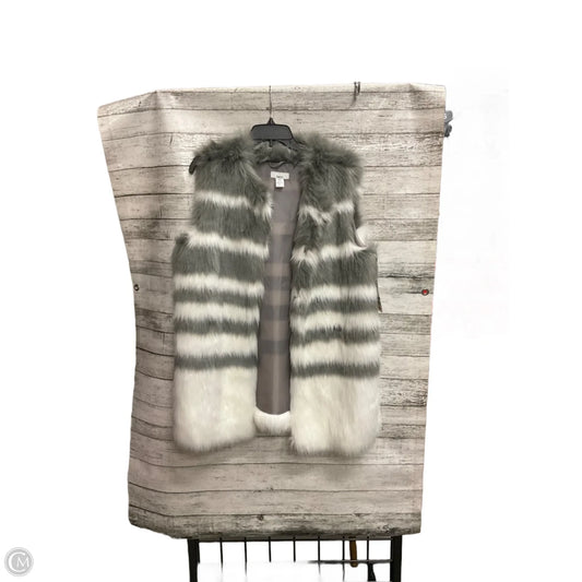 Vest Faux Fur & Sherpa By Bar Iii In Grey & White, Size: L