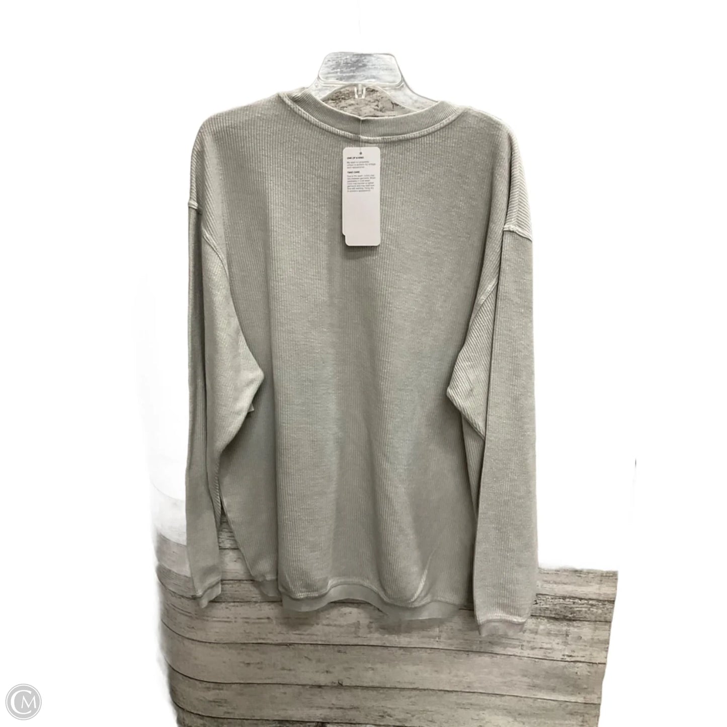 Top Long Sleeve By Chicka-d In Grey, Size: M