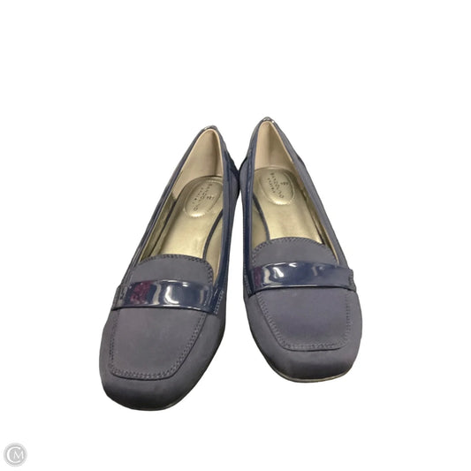 Shoes Flats By Bandolino In Blue, Size: 6