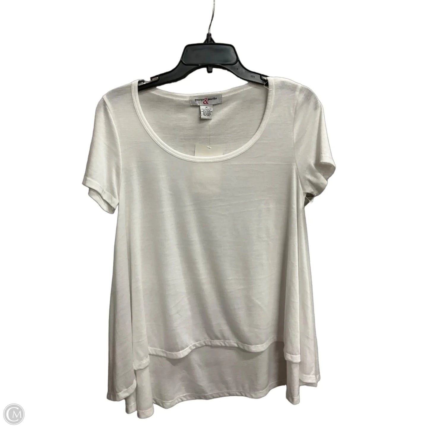 Top Short Sleeve By Clothes Mentor In White, Size: M