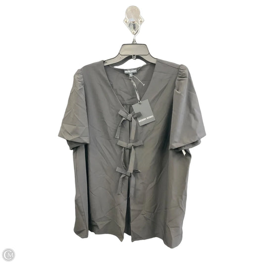 Top Short Sleeve By Modern Works In Black, Size: 1x