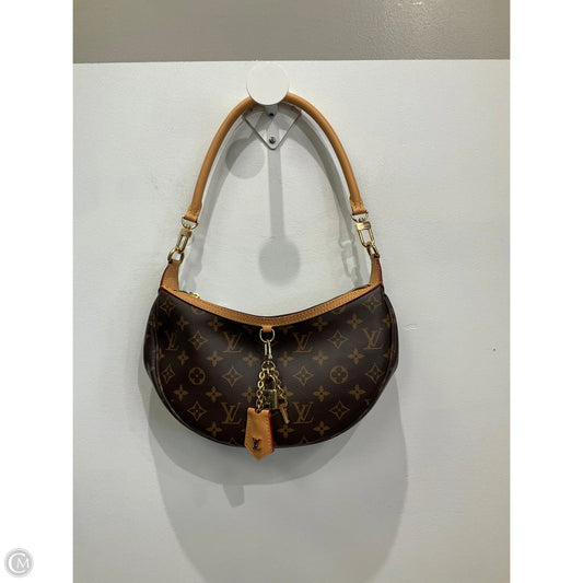 Crossbody Luxury Designer By Louis Vuitton, Size: Medium