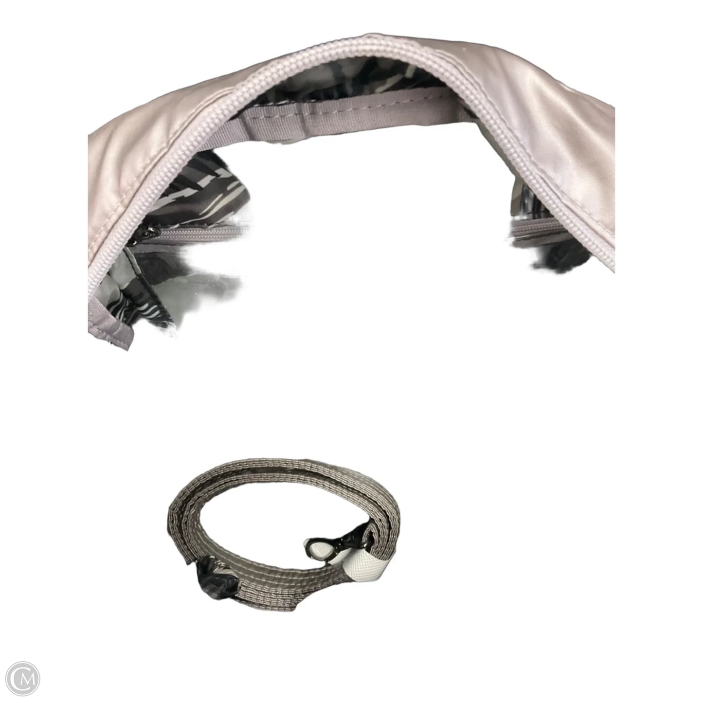 Handbag By Lug, Size: Medium