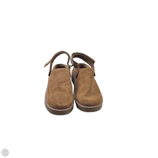Shoes Flats By White Mountain In Brown, Size: 9