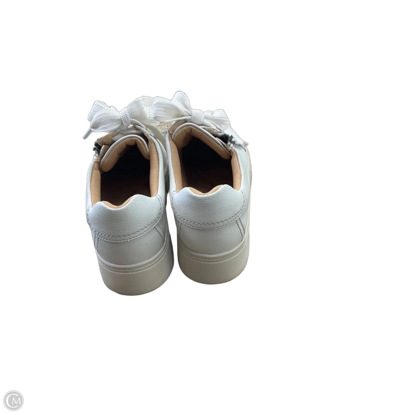 Shoes Sneakers By Clarks In White, Size: 7.5