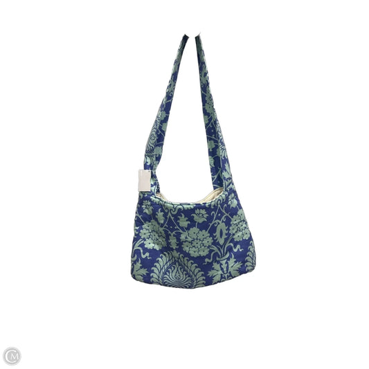 Crossbody By Clothes Mentor, Size: Medium
