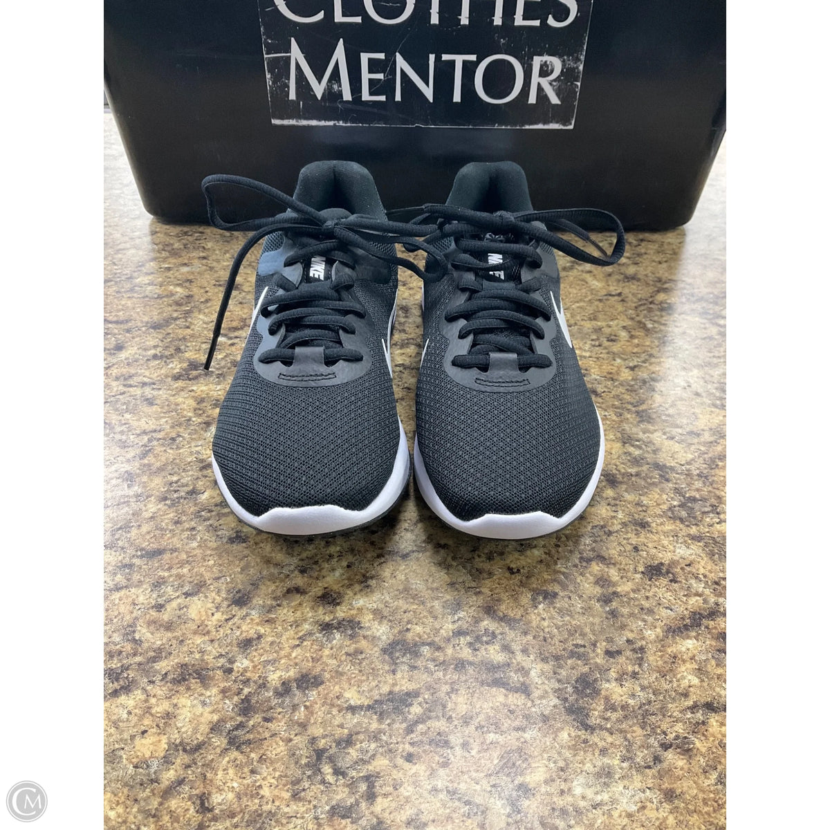 Shoes Athletic By Nike In Black & White, Size: 6