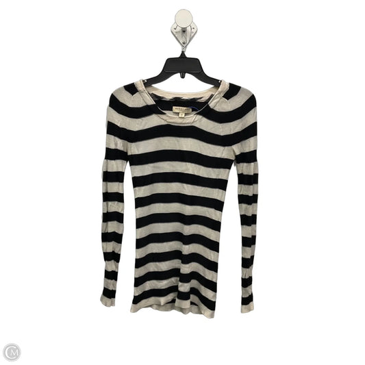 Top Long Sleeve Luxury Designer By Burberry In Black & White, Size: Xs