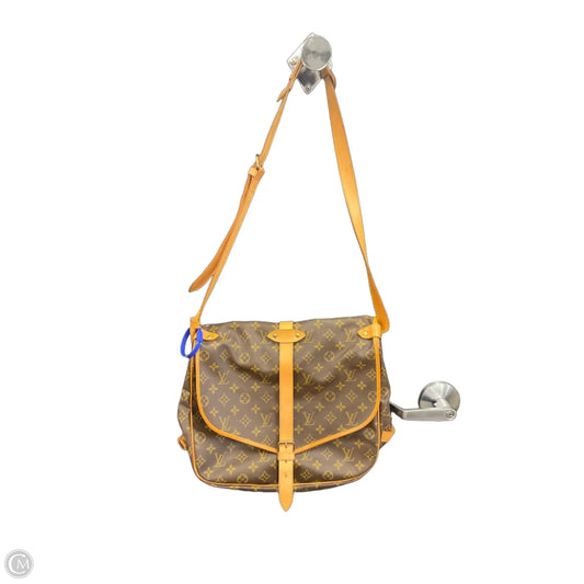 Crossbody Luxury Designer By Louis Vuitton, Size: Medium