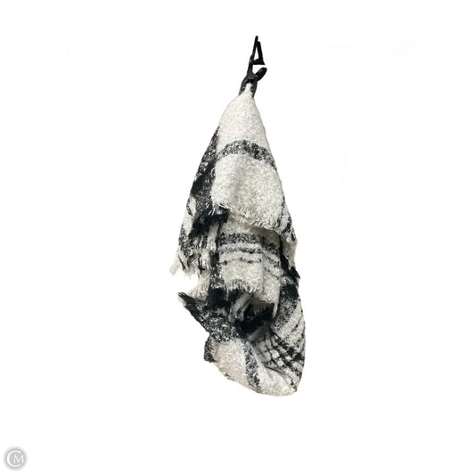 Scarf Long By Croft And Barrow