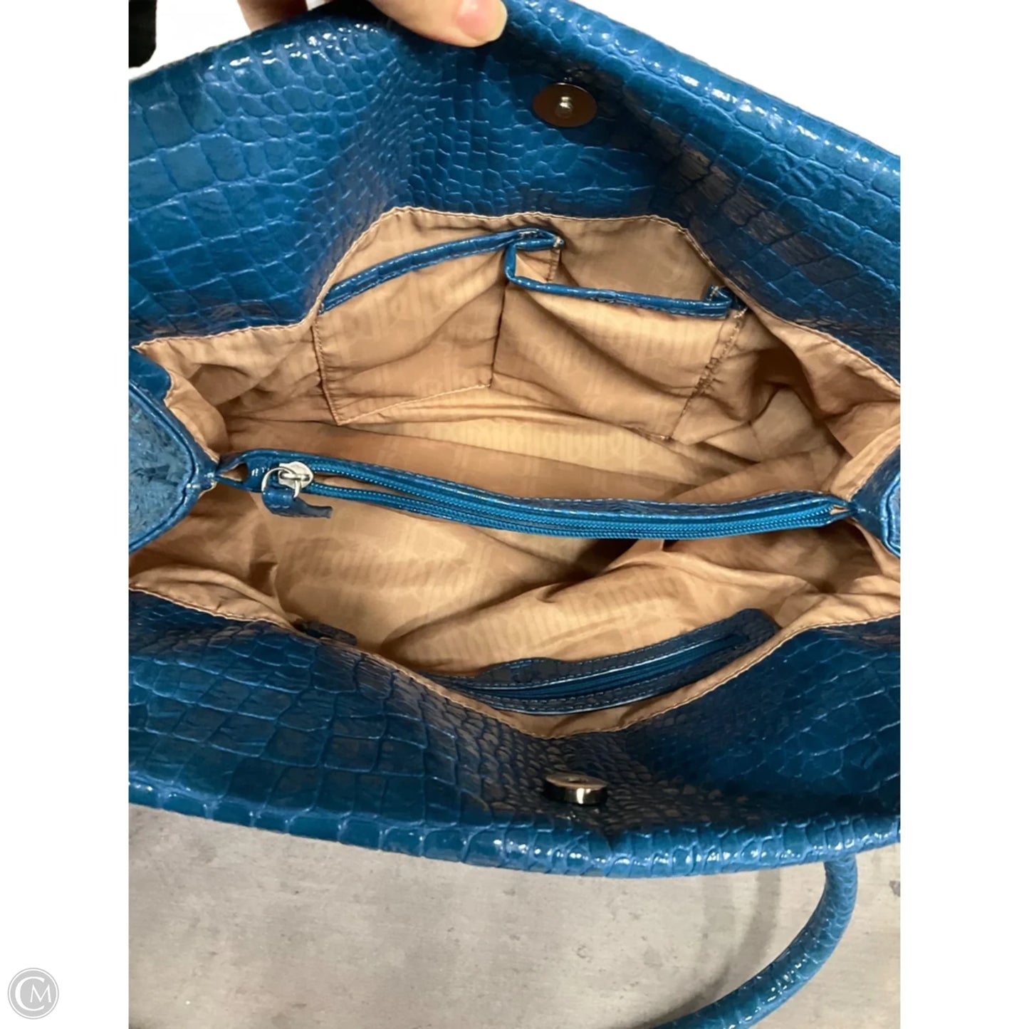 Handbag By Jennifer Lopez, Size: Medium