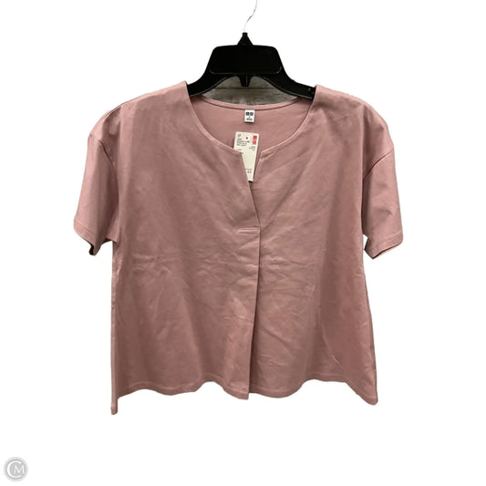 Top Short Sleeve By Uniqlo In Beige, Size: S