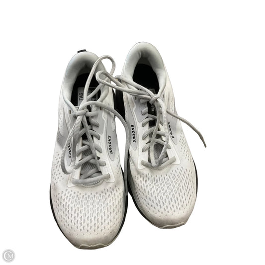 Shoes Athletic By Brooks In Black & White, Size: 8