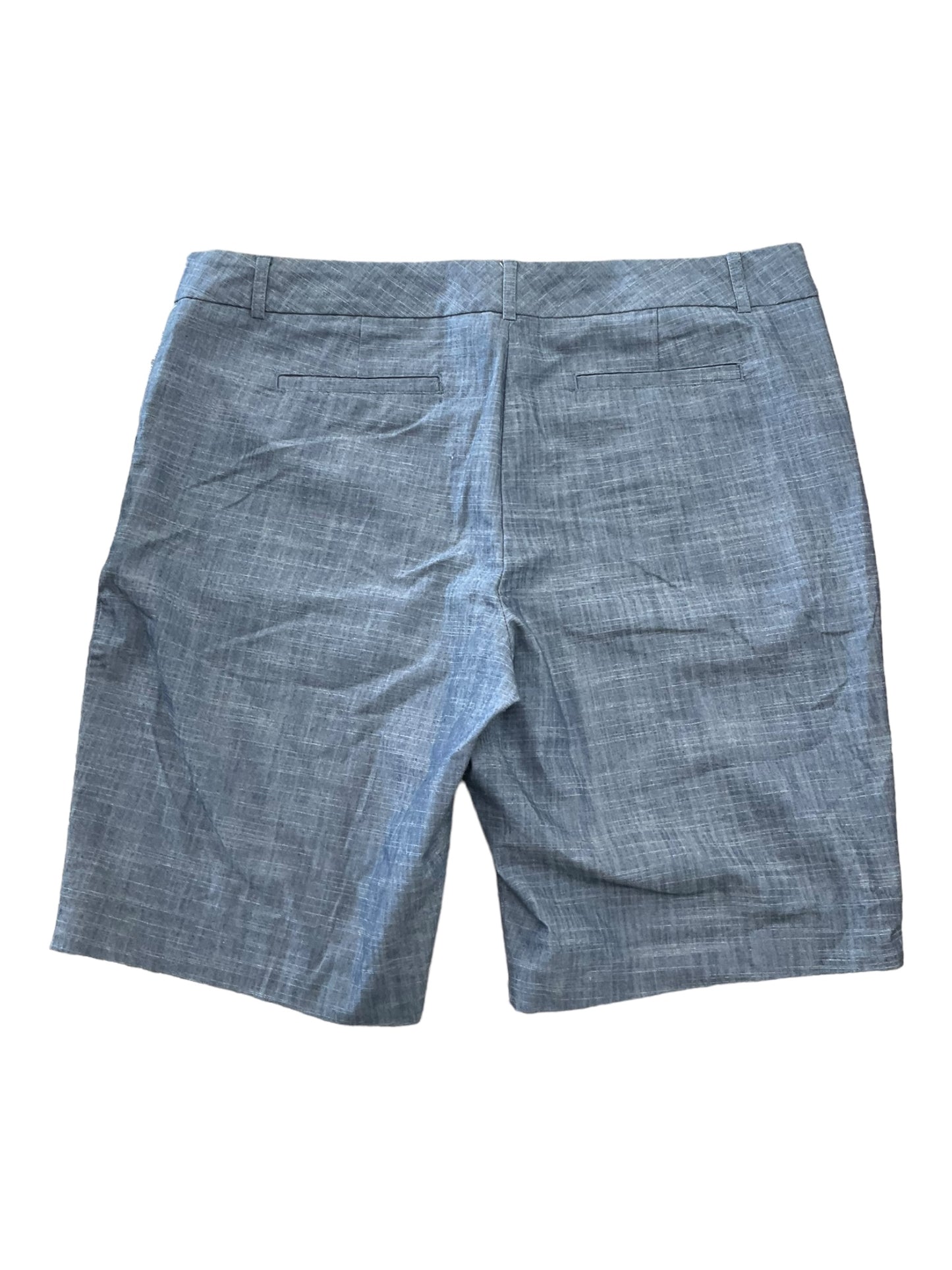 Shorts By Van Heusen  Size: 14