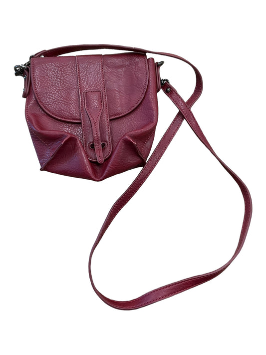 Crossbody Leather By Clothes Mentor  Size: Small